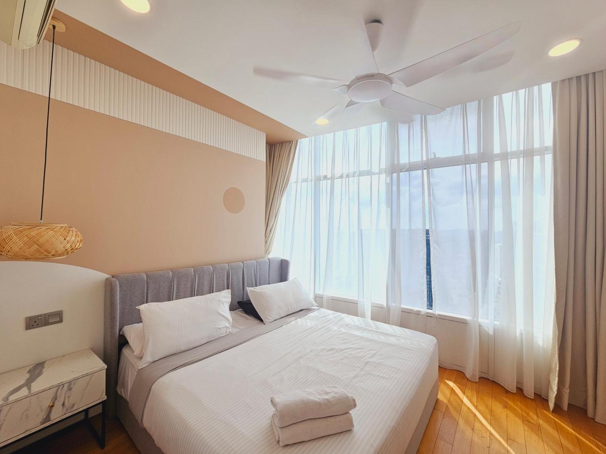 Sky Suites Klcc By Staylar Kuala Lumpur Esterno foto
