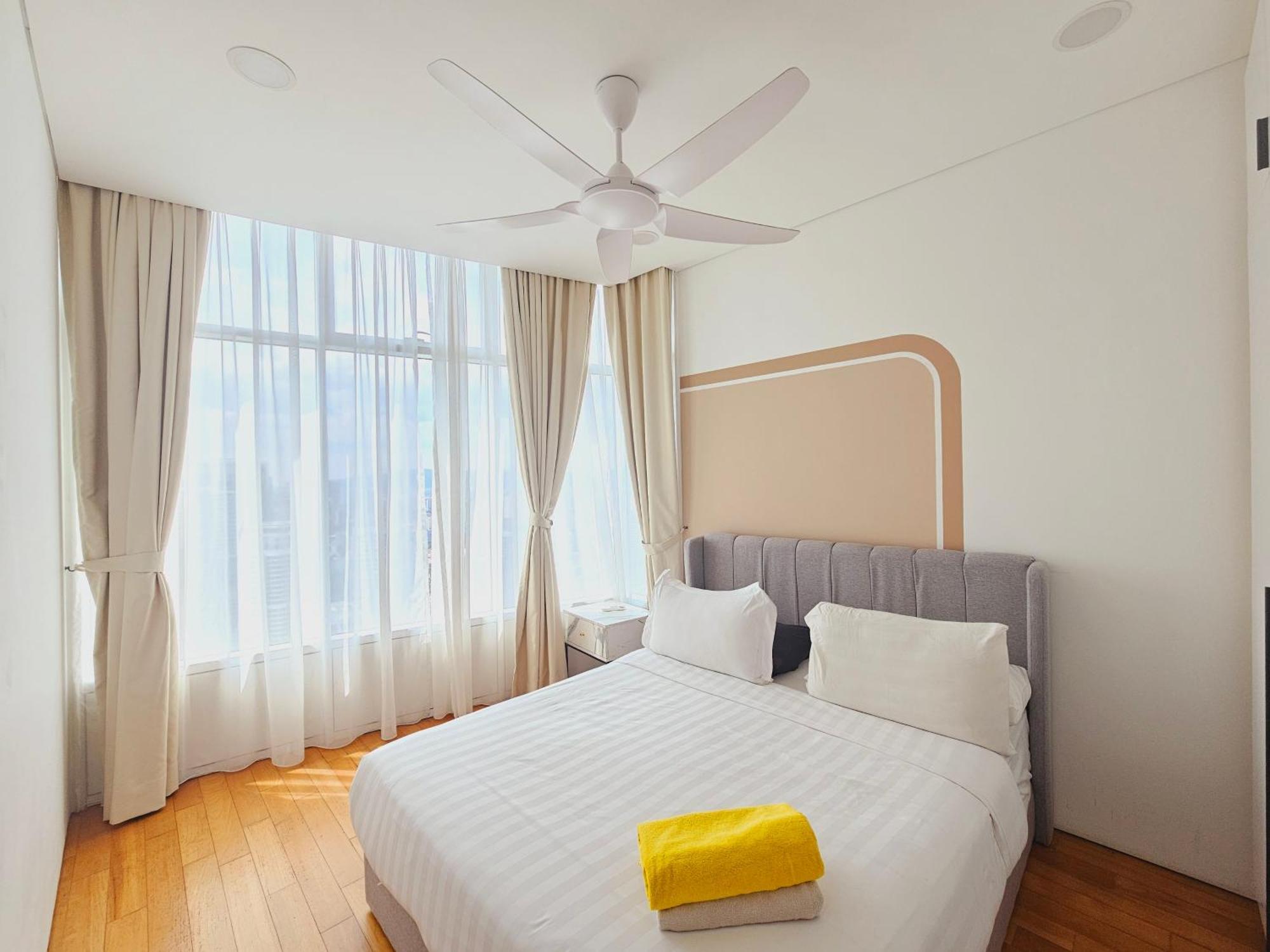 Sky Suites Klcc By Staylar Kuala Lumpur Esterno foto
