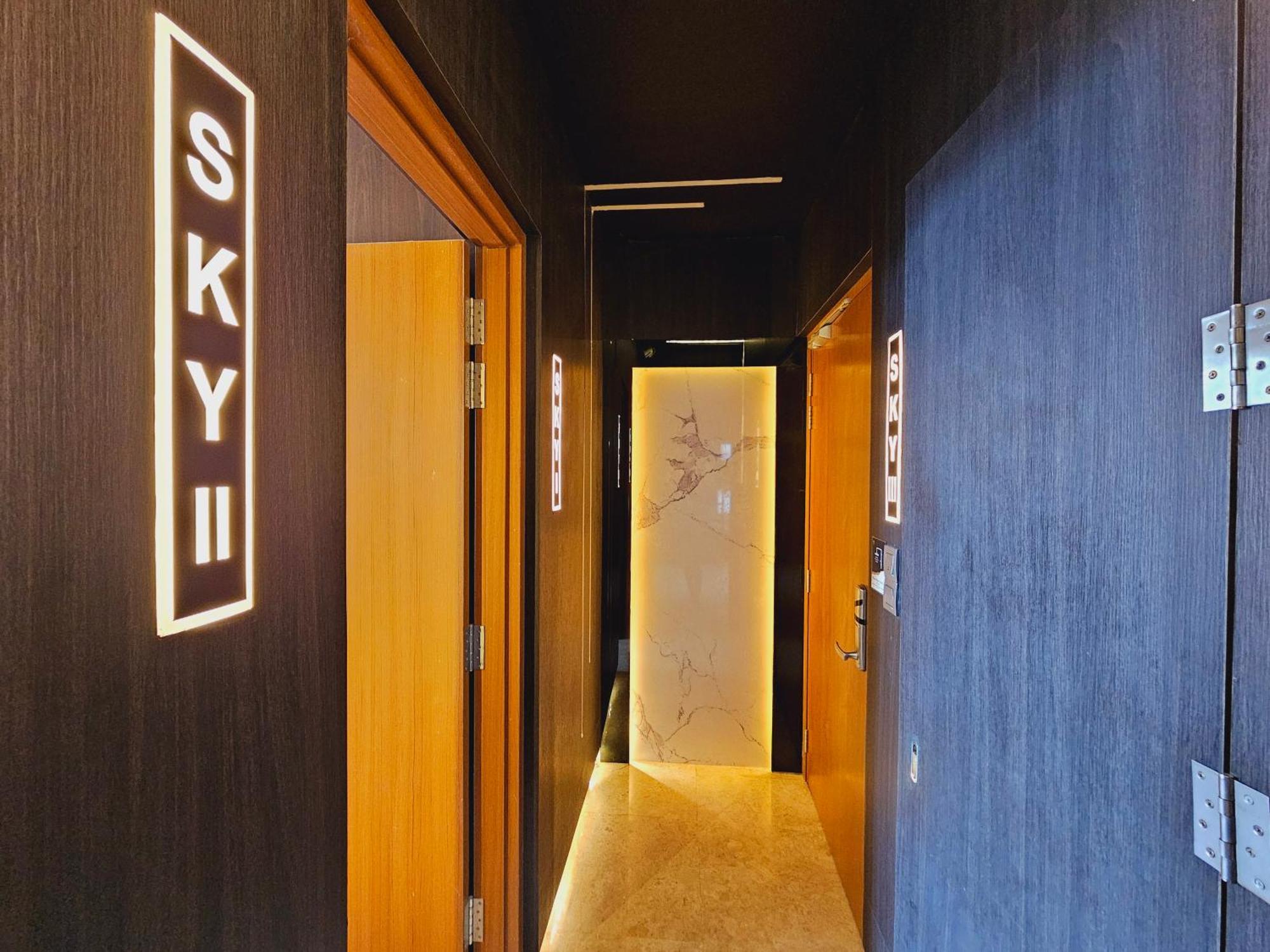 Sky Suites Klcc By Staylar Kuala Lumpur Esterno foto