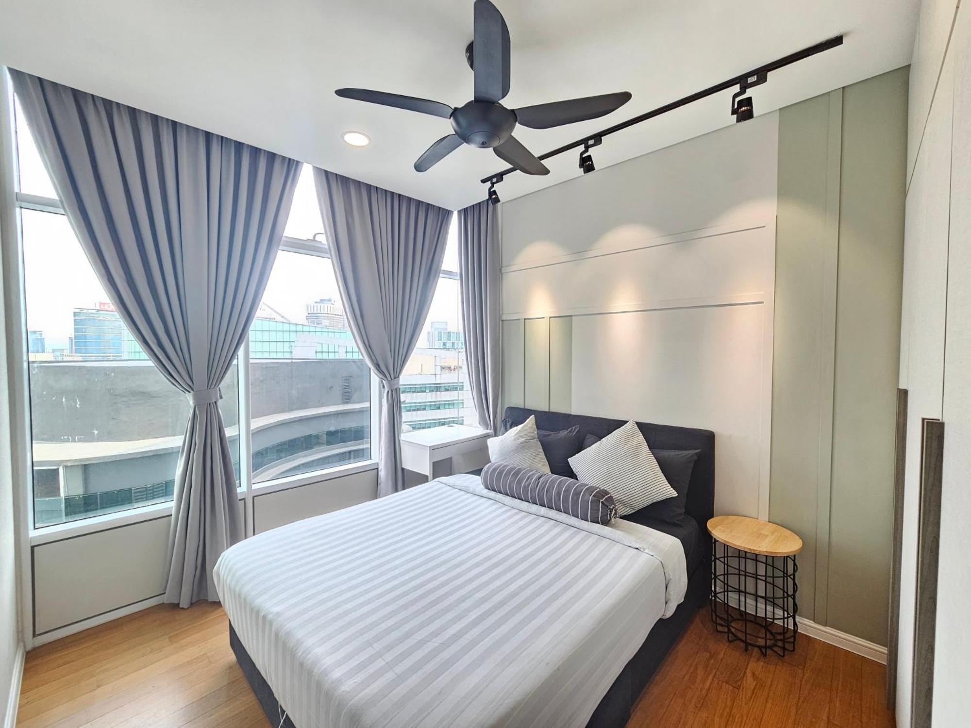 Sky Suites Klcc By Staylar Kuala Lumpur Esterno foto