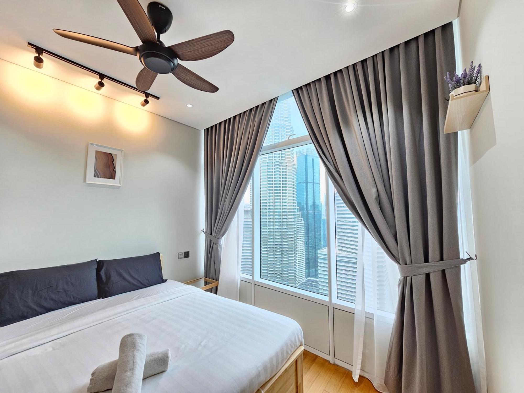 Sky Suites Klcc By Staylar Kuala Lumpur Esterno foto